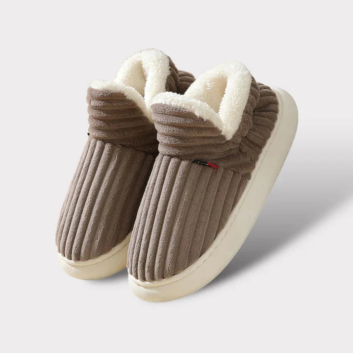 FluffEase™ Therapeutische Winterpantoffeln – Wärme jederzeit | 1+1 GRATIS