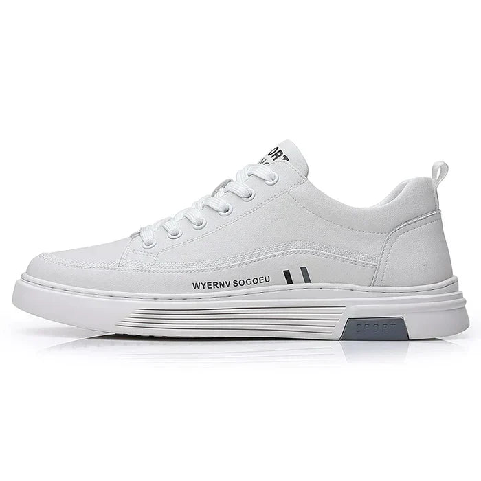 Monarch Wear - Lässige Leder-Sneaker im flachen Sportstil