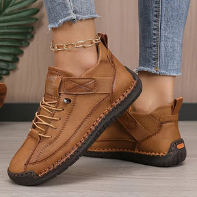 Monarch Wear | Hochwertige orthopädische Sneaker - Confortia™