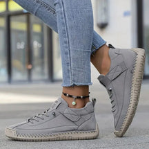 Monarch Wear | Hochwertige orthopädische Sneaker - Confortia™