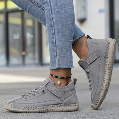 Monarch Wear | Hochwertige orthopädische Sneaker - Confortia™