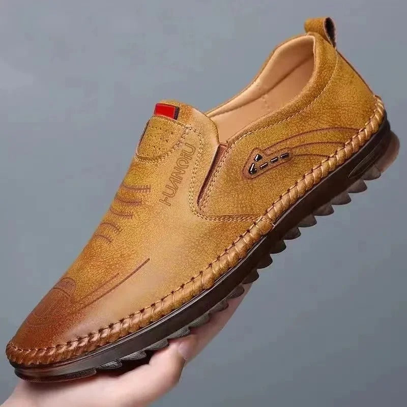 Monarch Wear – Slip-On-Mokassins aus Leder für Herren