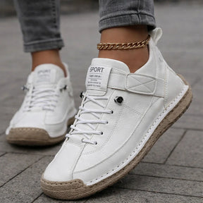 Monarch Wear | Hochwertige orthopädische Sneaker - Confortia™